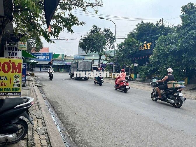 Loaloa gấp lắm ạ giảm ngay 3tỷ từ 11,5ty còn 8,5ty A/c phải thật nhanh