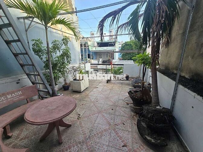 BÁN NHÀ NGAY CHỢ TÂN HƯƠNG, 4,5X20, 3 TẦNG, HẺM 8M, GIÁ 8,8 TỶ