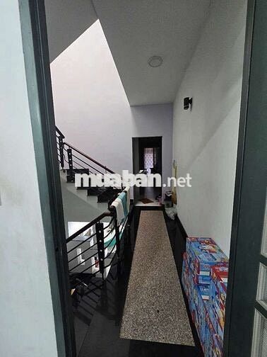 BÁN NHÀ NGAY CHỢ TÂN HƯƠNG, 4,5X20, 3 TẦNG, HẺM 8M, GIÁ 8,8 TỶ
