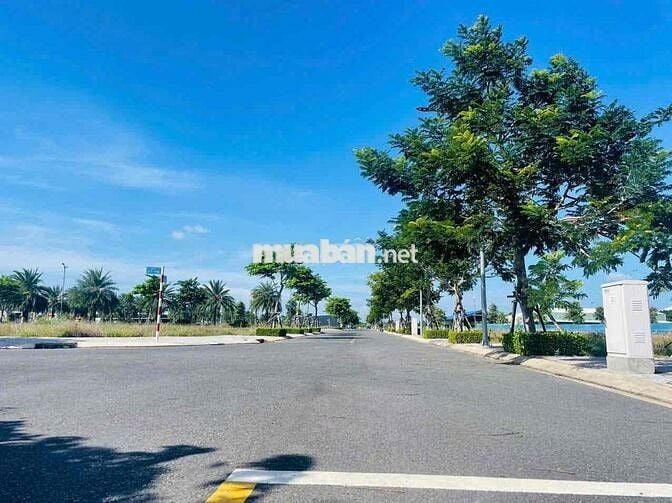 chủ cần bán gấp lô tái định cư King Hill Residences .90m2 giá 1,4tỷ,
