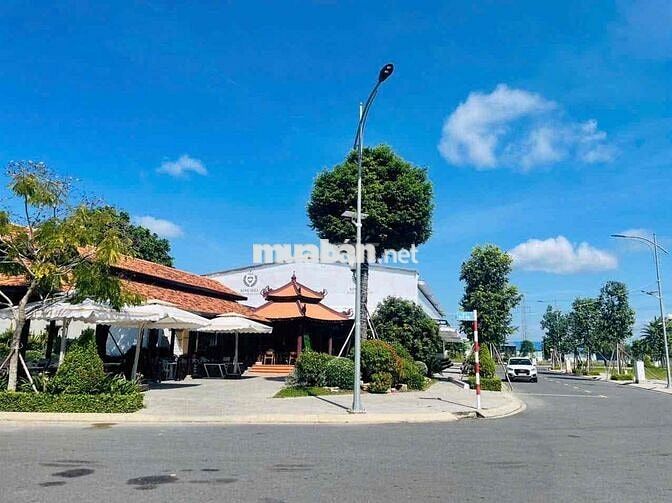 chủ cần bán gấp lô tái định cư King Hill Residences .90m2 giá 1,4tỷ,