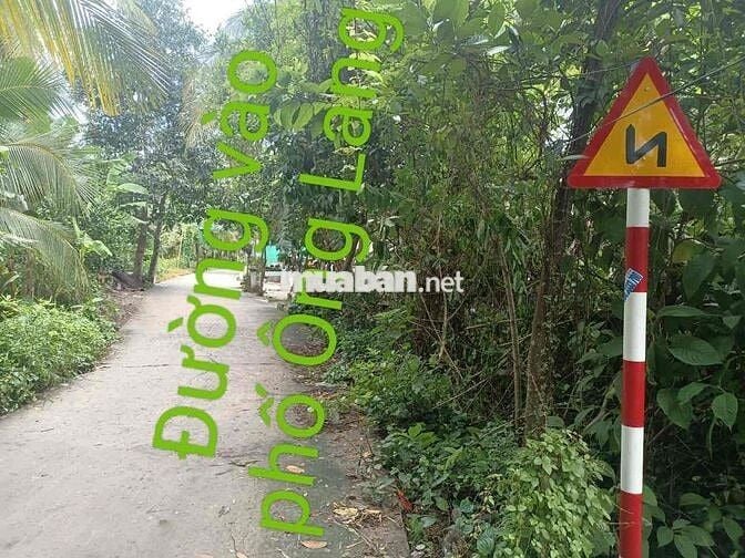 Dất 135m2 thổ cư 100%, vị trí đẹp thoáng mát, đường đi các hướng