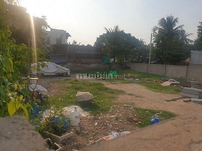 Bán lô đất góc 2 mạt tiền đường số 44 Thảo Điền - Q2. DT = 519m2- 