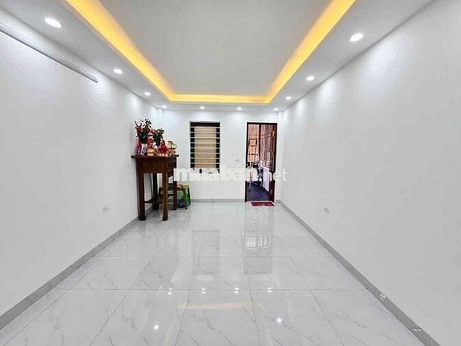 CHÍNH CHỦ CẦN BÁN LẠI CĂN NHÀ MỚI XÂY - 6 TẦNG THANG MÁY - FULL ĐỒ