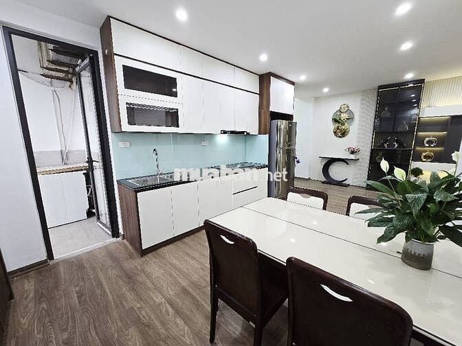 Bán chung cư 18T2 Lê Văn Lương, Cầu Giấy, 107m2, 3 PN, 2 WC, 8,5 tỷ