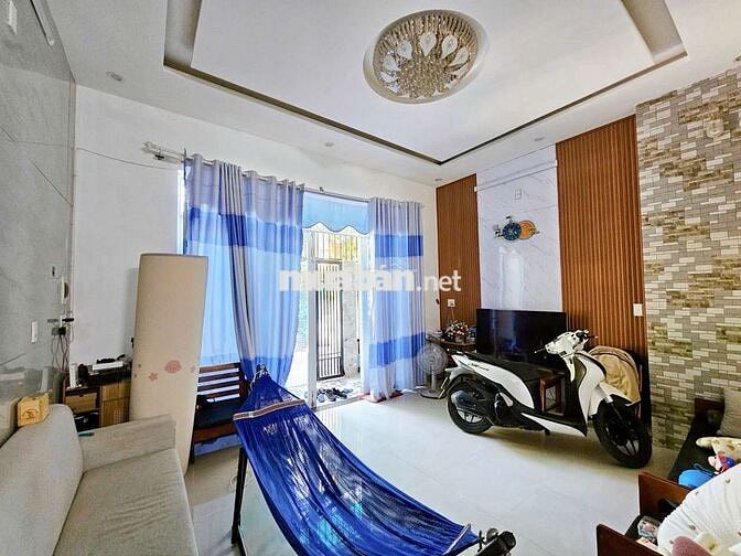 Còn căn nhà chính chủ kiệt ôtô Thái Thị Bôi
Khu cao ráo khônh ngập lụt