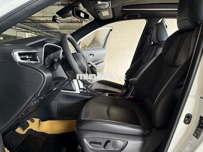 Siêu Lướt Toyota Corolla Cross 2025 1.8V - 4500 km