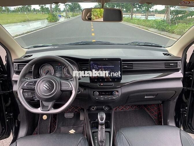 Suzuki XL7 2023 thuần xăng lướt 1.5 AT - 18000 km