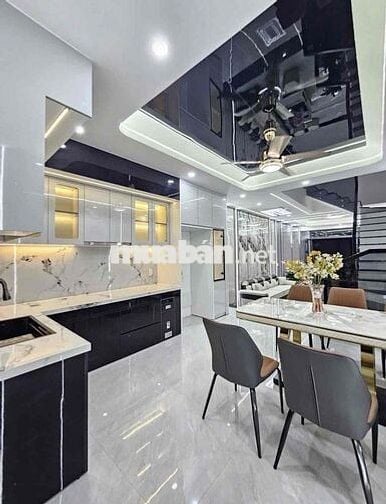 SIÊU RẺ, NHÀ 52m2 GIÁ 6tỷ490 HẺM OTO, QUẬN 3 - ĐƯỜNG VƯỜN CHUỐI