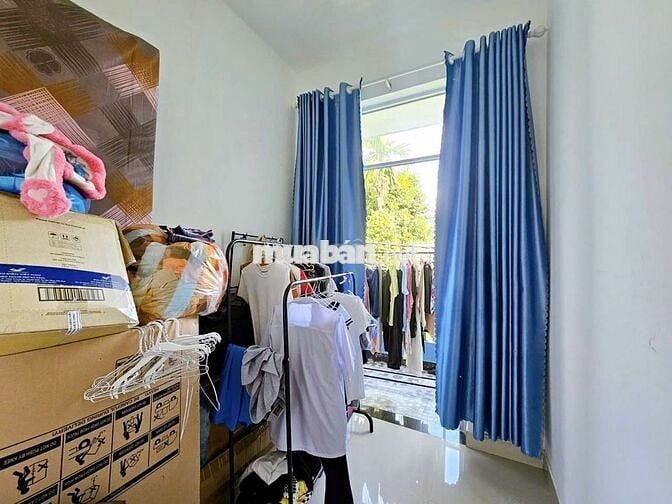 Còn căn nhà chính chủ kiệt ôtô Thái Thị Bôi
Khu cao ráo khônh ngập lụt