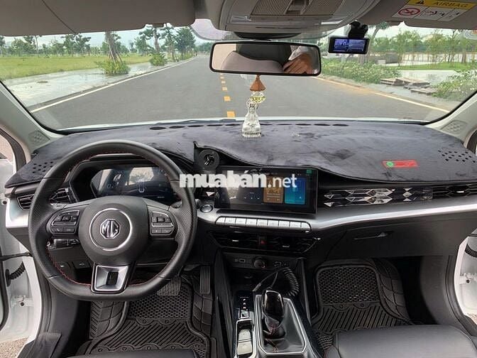 MG5 2023 CVT Luxury lướt màu trắng - 18000 km