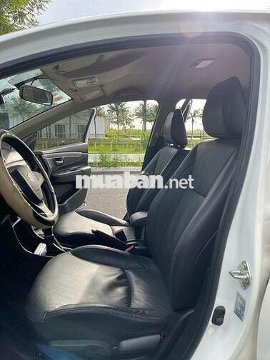 Suzuki Ciaz 2020 1.4AT trắng  - 66999km xe GĐ dùng