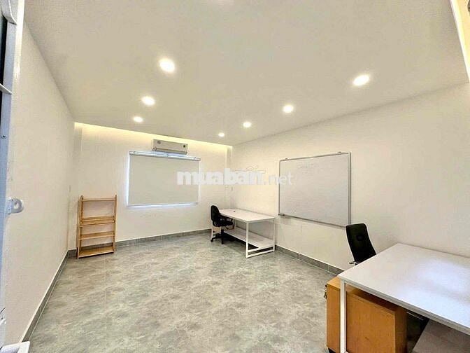 🍀Cho thuê nhà MT mới đẹp khu tên lửa. BTân