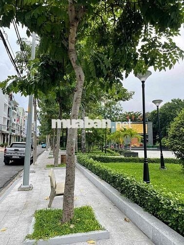 Nhà siu đẹp, MT Khu Bình Phú, view Công viên Hố Bần, tặng NT, 12,5 tỷ