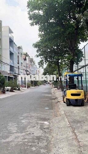 Nhà nát tiện xây mới 6 Tầng, MT Đường Số 24, 4x24 96m2 chỉ 12 tỷ