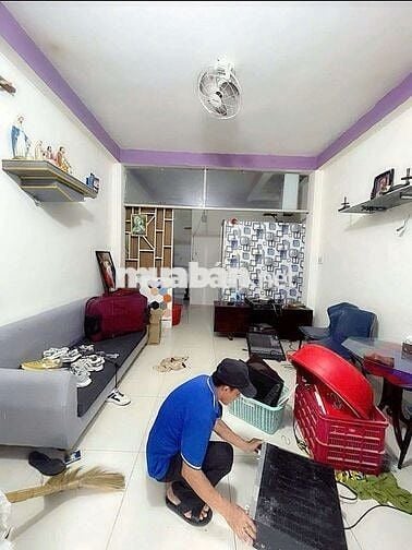 Siêu rẻ phải nhanh mới kịp nhà nguyên căn 4❌8 1 lầu 2pn 2wc TkTQ-BT