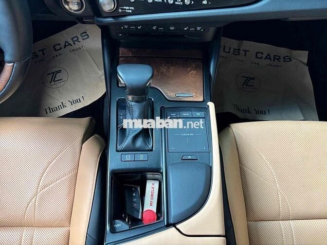 Lexus ES250 - 28000 km