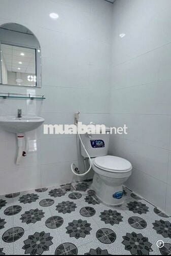 Bán nhà Cách Mạng Tháng Tám, P.15, Q.10 – 32m², 2 tầng– Chỉ 5.15 tỷ TL