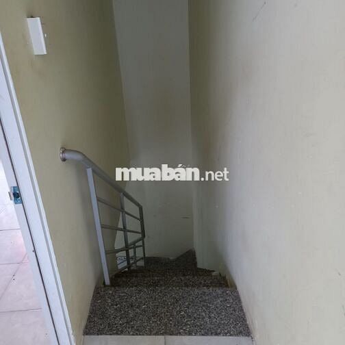 Bán Nhà 2 phòng ngủ, đất Thổ Cư, có số nhà rồi.