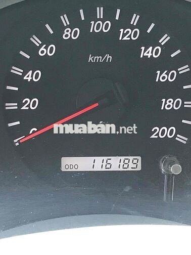 Toyota Innova 2006 G - 100000 km