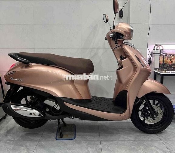 Yamaha Grande Hybrid 125 ABS