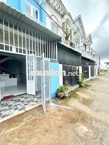 NHà RIÊNG LẺ ÔM SỔ HỒNG 4 x 11