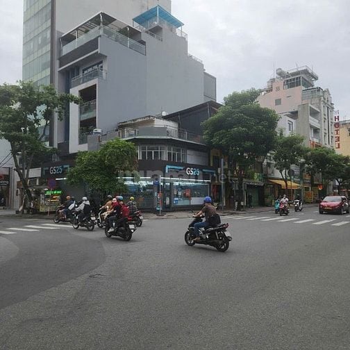 Góc 2MT Hồng Hà - Yên Thế Q.Tân Bình, Cn 104m2, 3 Tầng, HĐT 75tr/th