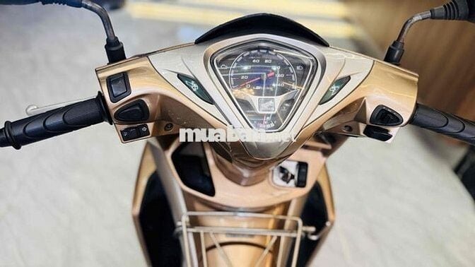 Honda AirBlade Fi - Cavet theo xe đầy đủ