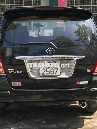 Toyota Innova 2006 G - 100000 km