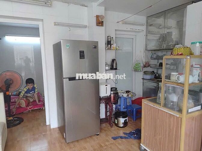 BÁN TẬP THỂ THÀNH CÔNG, TẦNG 1,VỈ HÈ, ÔTÔ TRÁNH, KD SẦM UẤT. GIÁ: 4TỶ