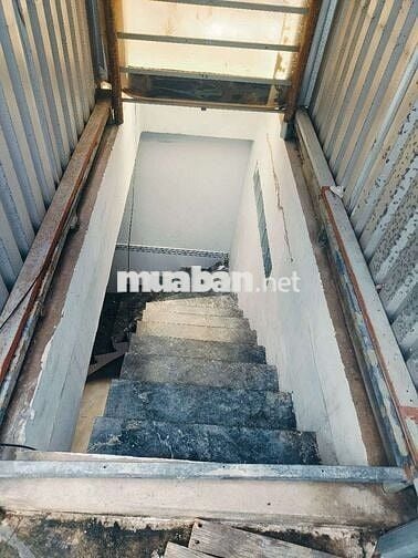 Nhà nguyên căn đường Phạm Văn chiêu 5x12m trần đúc có sân thượng