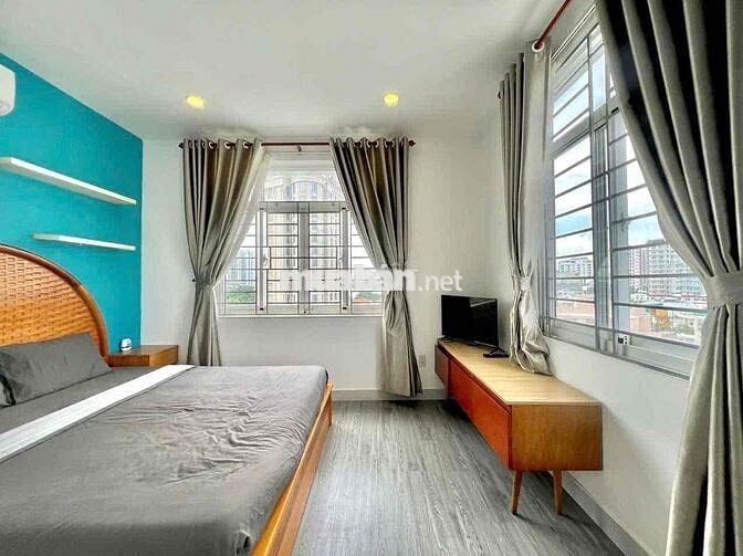 Căn hộ 1Pn ban công view cao, full nội thất, nhiều ánh sáng tự nhiên