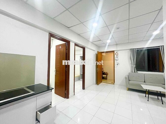 2 Phòng Ngủ - 50m2 - Full Nội Thất_ Hầm Xe - Thang Máy / Cộng Hoà