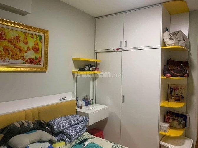 Chung cư Đặng Văn Ngữ, P13, PN: Căn góc 2p ngủ, Nhà sạch, 12tr5/th.