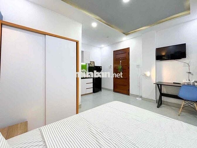 QUẬN 10 -CHỦ- STUDIO FULL NT, THANG MÁY- ĐI BỘ BÁCH KHOA, GẦN HUFLIT