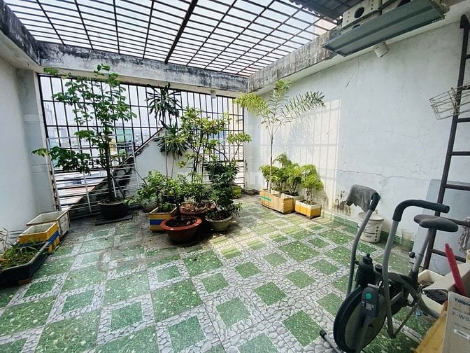 BÁN GẤP Nhà Hẽm Huỳnh Tấn Phát, Quận 7 - Vị Trí Vàng,5x19- 8 ty5