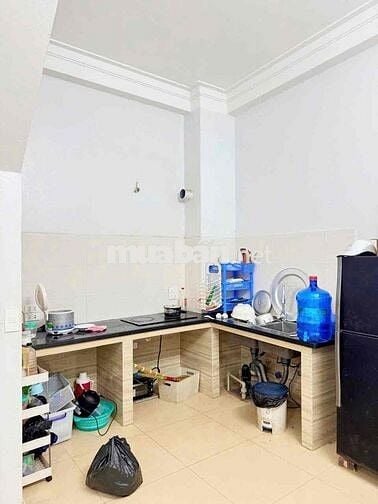 BÁN NHÀ NGỌC THUỴ PHÂN KHÚC HIẾM GIÁ RẺ . 40M XÂY 5 TẦNG GẦN OTO