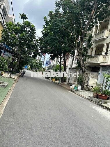 Nhà Biệt Thự 108m2, đường trước nhà 12m , khu dân cư Bình Hưng.