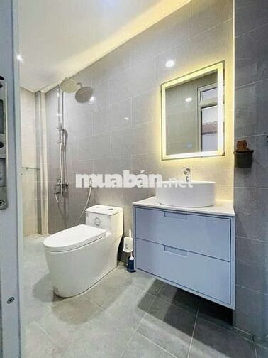 3 tầng BTCT 68 m2 phường 1 hẻm ba gác đường Dương Bá Trạc chỉ 5.2 tỷ