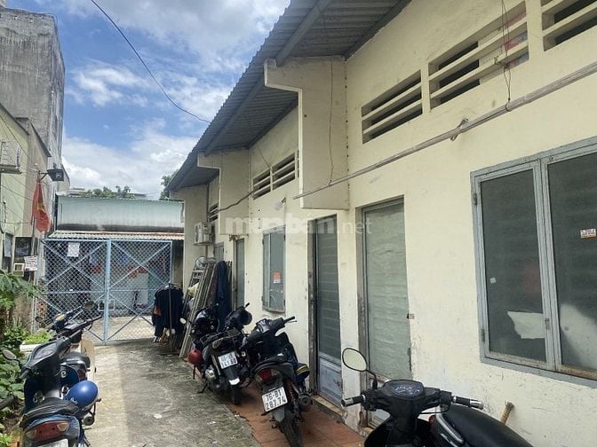 CHÍNH CHỦ BÁN GẤP DÃY NHÀ TRỌ HXH GẦN 80 M2 NGAMG 6M HIẾM GIÁ TỐT 