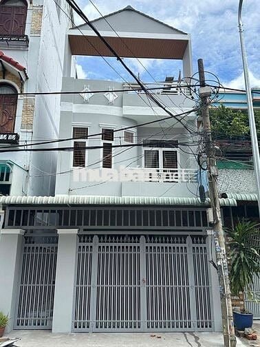 Nhà Biệt Thự 108m2, đường trước nhà 12m , khu dân cư Bình Hưng.