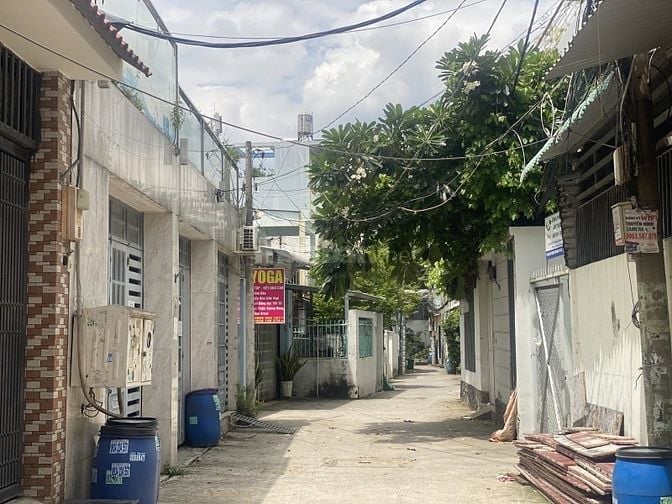 CHÍNH CHỦ BÁN GẤP DÃY NHÀ TRỌ HXH GẦN 80 M2 NGAMG 6M HIẾM GIÁ TỐT 