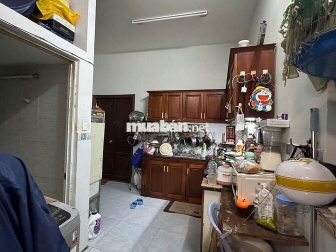 Góc 2 mặt tiền, Đường xe tải, tiện đầu tư CHDV trục Phạm Văn Đồng