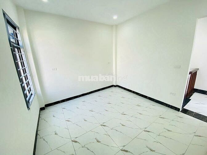 Bán nhà Riêng 35m2 x 5 tầng Yên Ngưu, Tam Hiệp, Thanh Trì, 6,3 tỷ