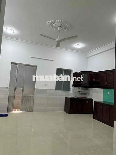Nhà Biệt Thự 108m2, đường trước nhà 12m , khu dân cư Bình Hưng.