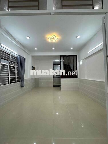 Nhà Biệt Thự 108m2, đường trước nhà 12m , khu dân cư Bình Hưng.