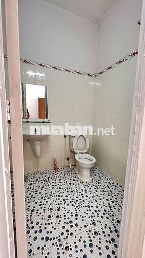 CHÍNH CHỦ CHO THUÊ STUDIO BAN CÔNG GIÁ RẺ 35M2 NGAY ĐẠI HỌC GTVT