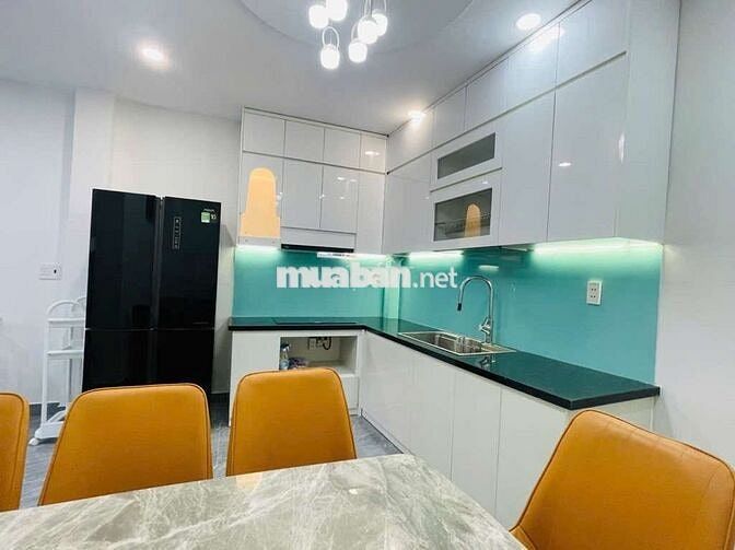 3 tầng BTCT 68 m2 phường 1 hẻm ba gác đường Dương Bá Trạc chỉ 5.2 tỷ