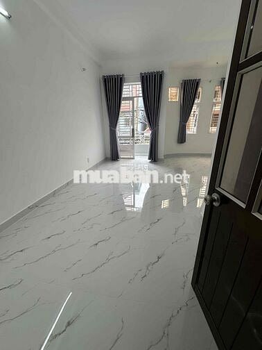 Nhà Biệt Thự 108m2, đường trước nhà 12m , khu dân cư Bình Hưng.