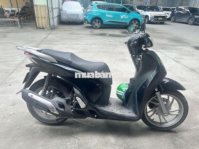 Bán xe sh125i chính chủ màu đen 2013